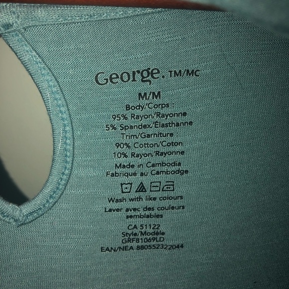 💎3/$25💎 Ruffle sleeve shirt - Picture 3 of 3